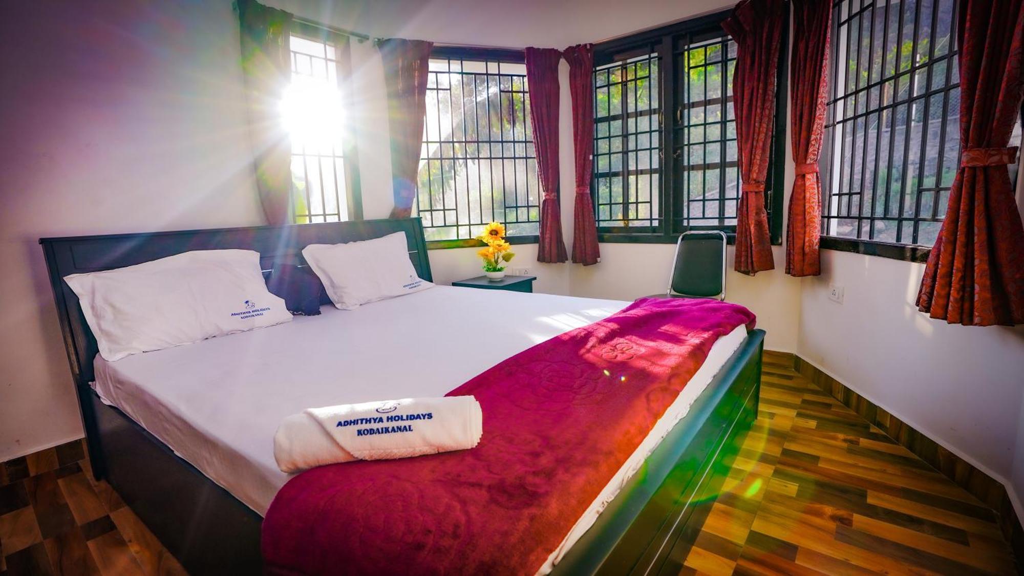 Adhithya Holidays Kodaikanal Eksteriør billede